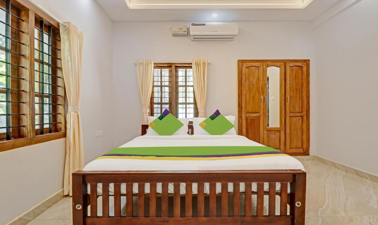 Itsy Hotels Palm Grove By D2V Kochi Eksteriør billede