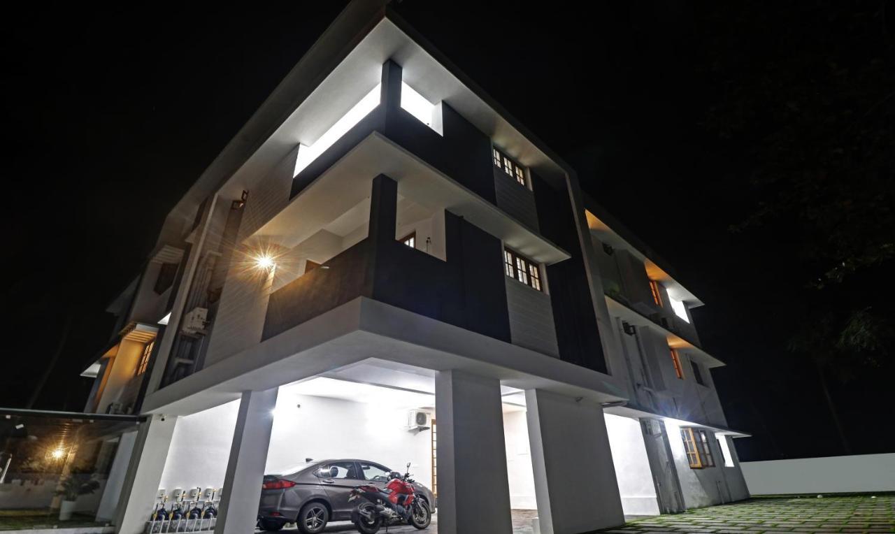 Itsy Hotels Palm Grove By D2V Kochi Eksteriør billede